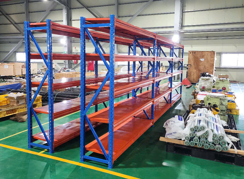 Kệ sắt trung tải xuyên việt